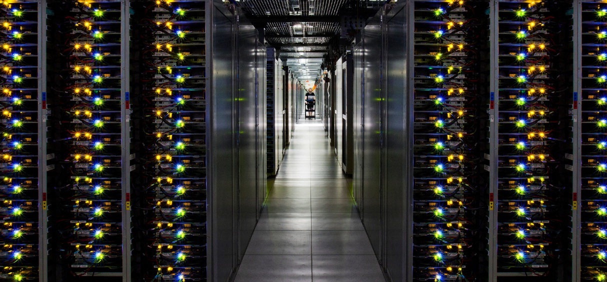 625e56e338c7a.jpg 恒訊科技的馬來西亞機房位于:吉隆坡數據中心.jpg